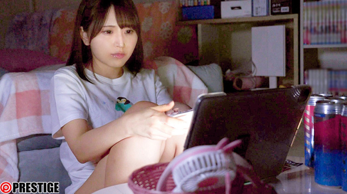 瀬緒凛　ニートな姫にもほどがある…干物美少女がチ●ポの快感を思い出しちゃった！