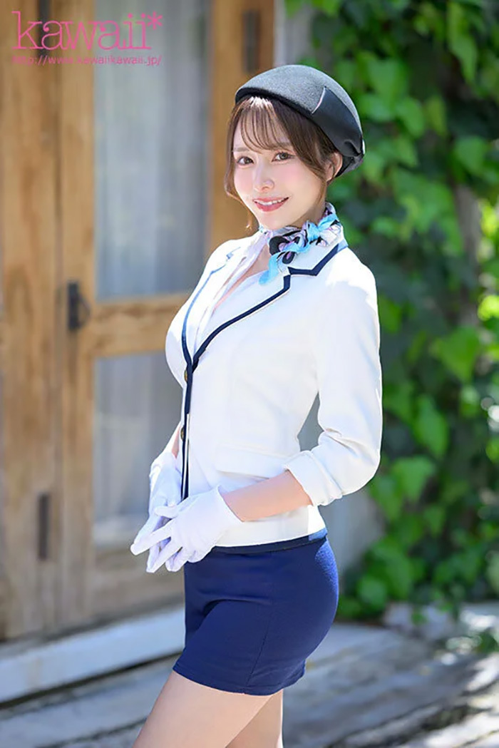 伊藤舞雪　すご腕マッサージおじさんのイカセテクでしか満足できない体になったバスガイド。