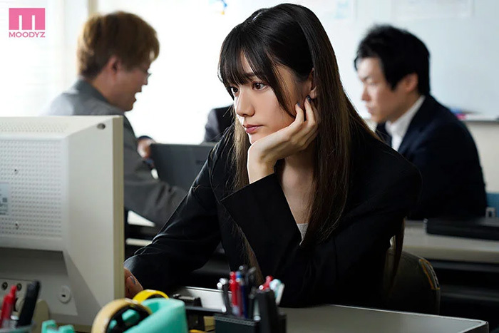 宮下玲奈　新型媚薬を投与された女捜査官…理性が飛ぶほどイカされた監禁72時間。