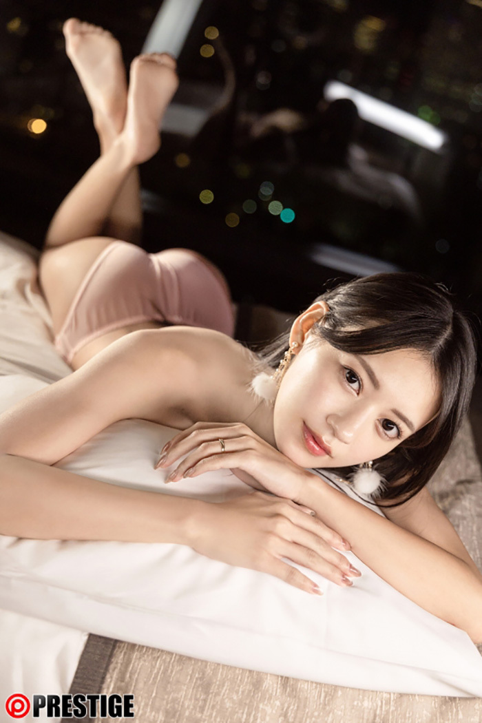 八掛うみ　部下の若妻と背徳不倫…一泊二日の托卵旅行。